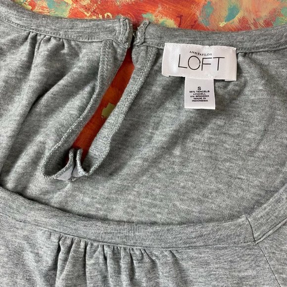 Ann Taylor LOFT S Gray Keyhole Tie Back Top Soft Tencel Lyocell Blend - Picture 11 of 11